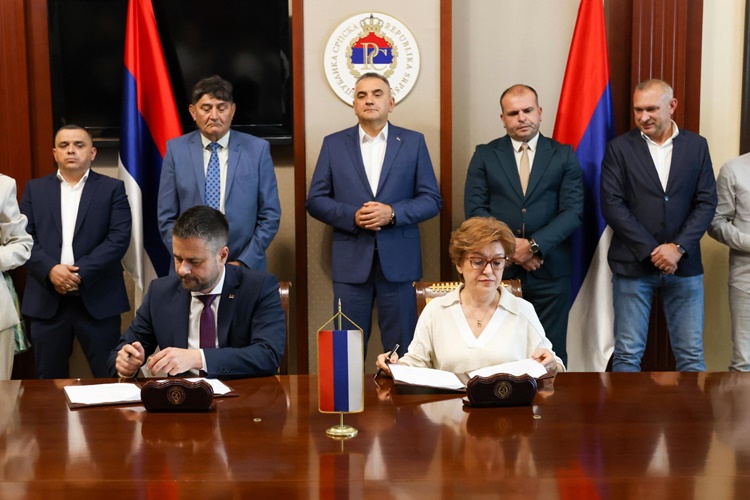 Better water supply and sanitation through implementation of projects in 15 local communities in Republic of Srpska
