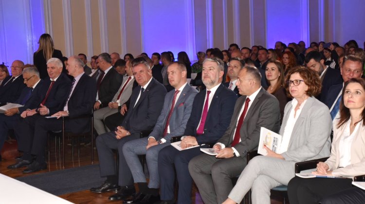 BANJA LUKA: Minister Jujić attended the ceremonial academy on the occasion of marking the important jubilee of the Republic Institute of Statistics