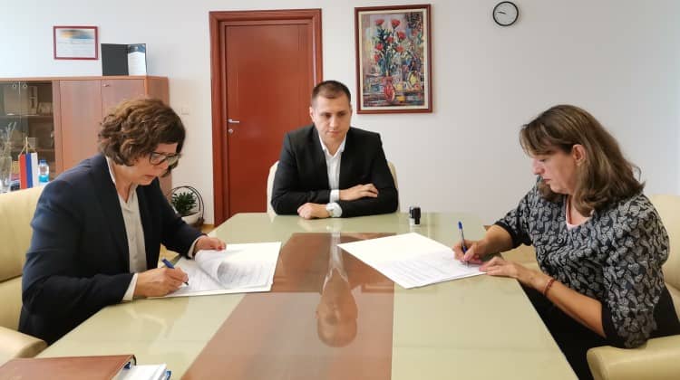 Ministère de l'administration et ext. autogouvernement : 20 000 KM à l'Association « Dvanaest Beba ».