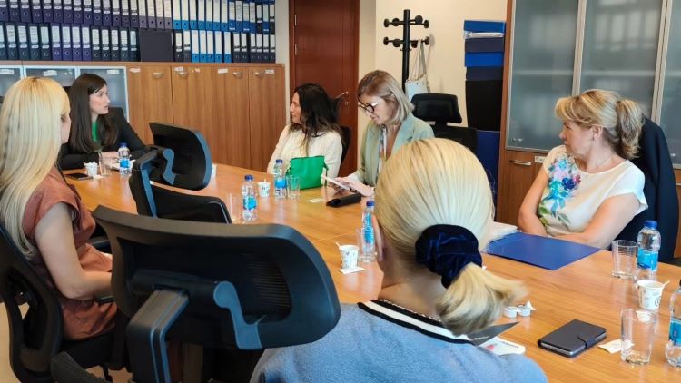 Размотрити измјене и допуне Правилника о прописивању и издавању лијекова