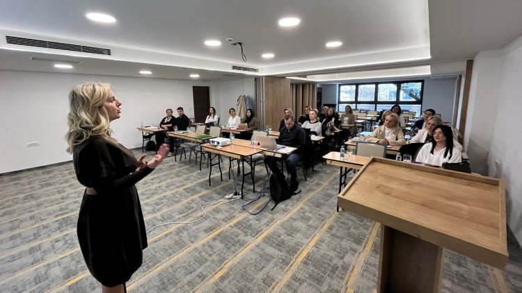 У Регистру сестринства и медицинске сестре из установа социјалне заштите