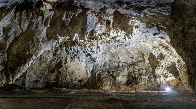 Посјета споменику природе „Пећина Растуша“