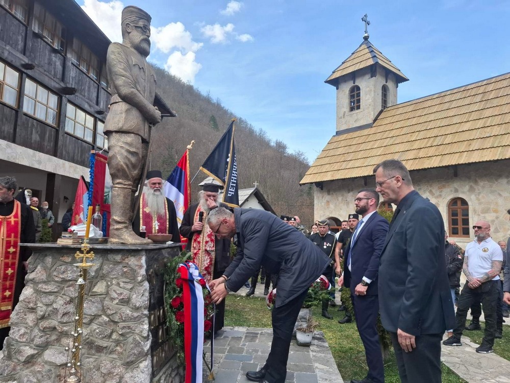 Слиједити пут који су утабали преци, од Светог Саве до ђенерала Драже