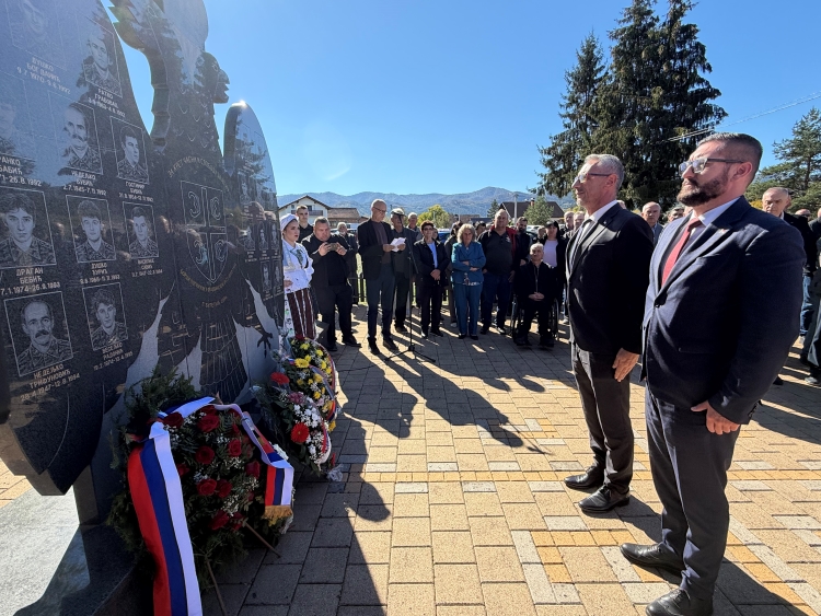 Остојић: Теслићке бригаде дале немјерљив допринос одбрани Републике Српске