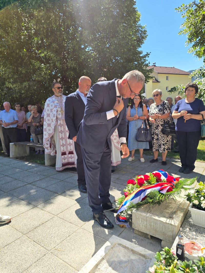Гламоч: Обиљежен Дан ексхумације из „Камена“