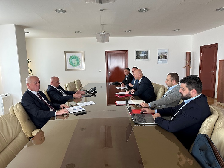 Министар Ђокић са управом РиТЕ 