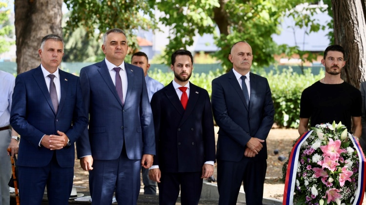 Полагањем вијенаца почела манифестација 61. Кочићев збор