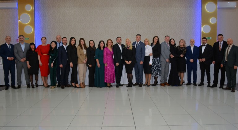 Светосавско просвјетно вече окупило 500 просвјетних радника у Добоју