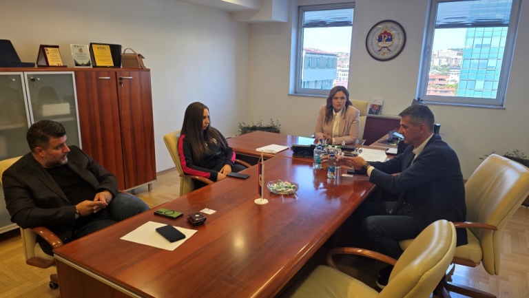 Помоћник министра за спорт, Данијела Ћапин, разговарала са представницима УОК 