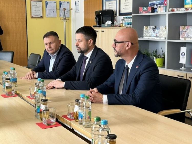 Министар Бубић посјетио 