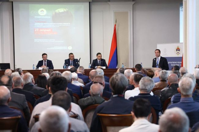 Демократско друштво мора гарантовати слободу мисли и говора - а не пријетити или кажњавати затвором