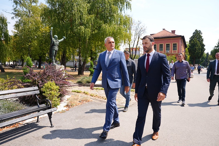 Премијер Минић у посјети Приједору: Велики пројекти за даљи развој овог града