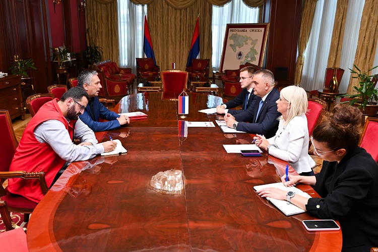 Континуирана подршка Владе Републике Српске Црвеном крсту