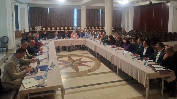 Савјет за развој Републике Српске: Oдржан округли сто на тему „Радно законодавство“